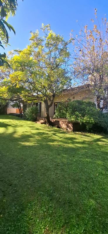 6 Bedroom Property for Sale in Cravenby Western Cape